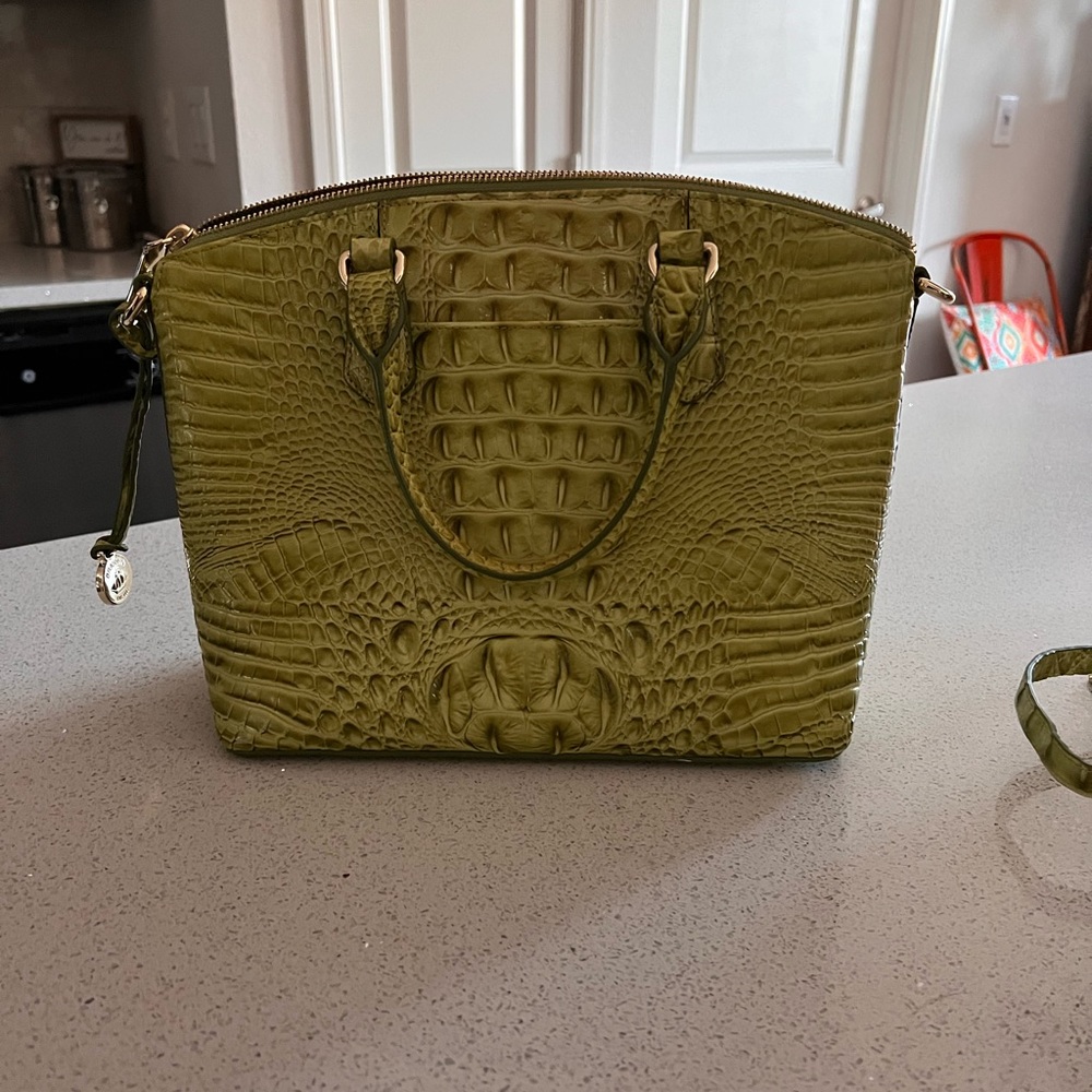 Brahmin like new w shoulder strap - beautiful green
